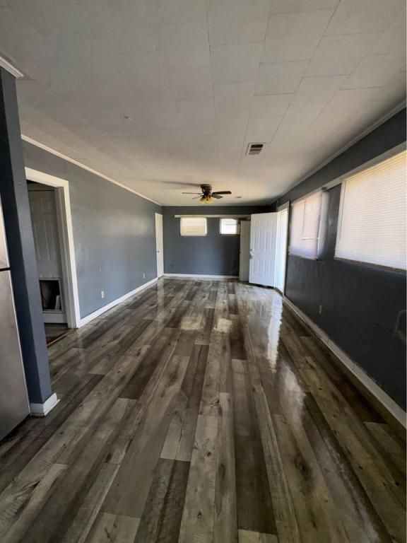 Building Photo - 102 Pecan Ln