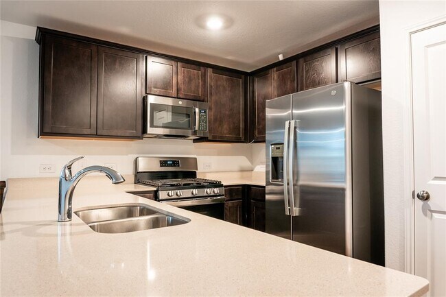 Building Photo - 406 Halfmoon Dr