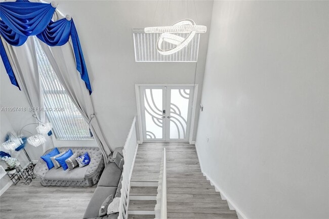 Building Photo - 2001 Barcelona Terrace