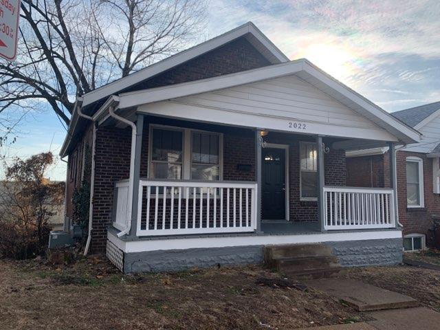 Primary Photo - 2022 Schaeffer Pl