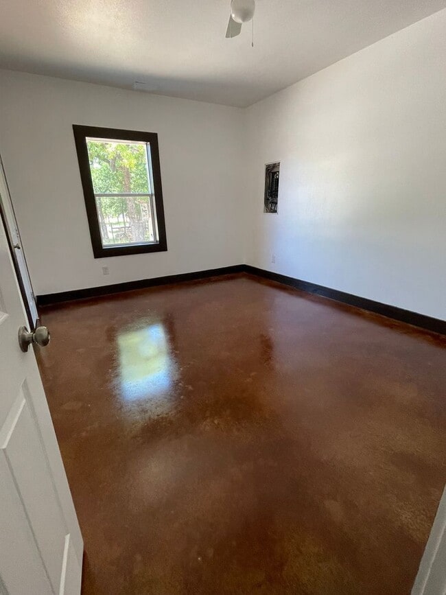 Building Photo - Longhorn Ranch-Barndo Community-Half Acre Lots