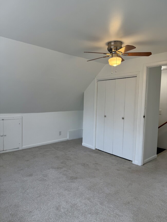 Building Photo - 432 Pepper St