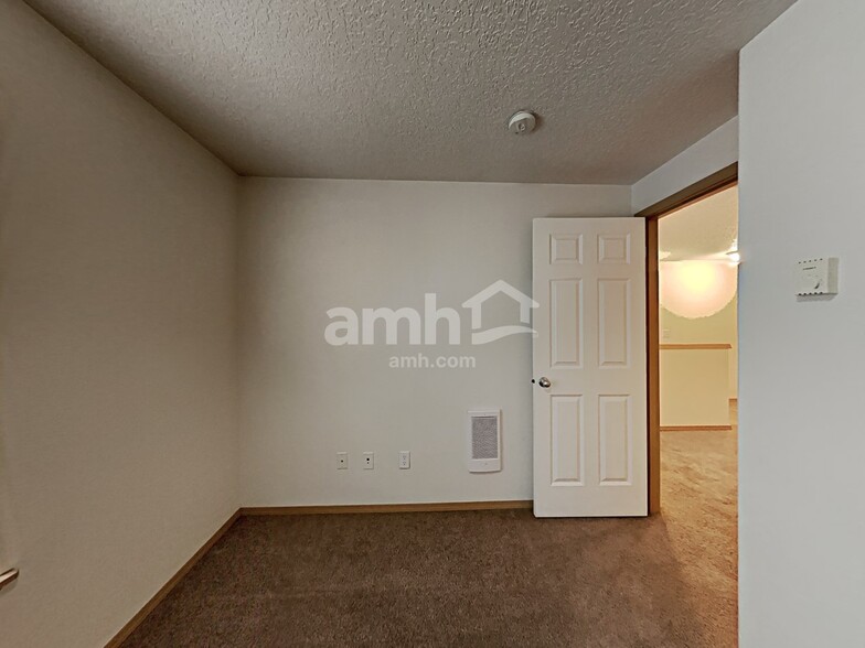 Building Photo - 2351 Sam Parrett Dr