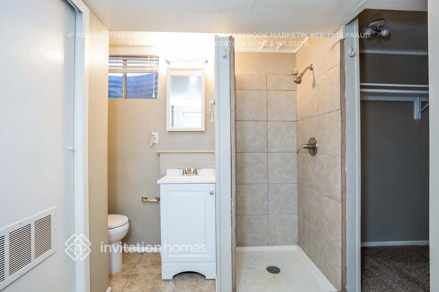 Building Photo - 19064 E Eastman Ave