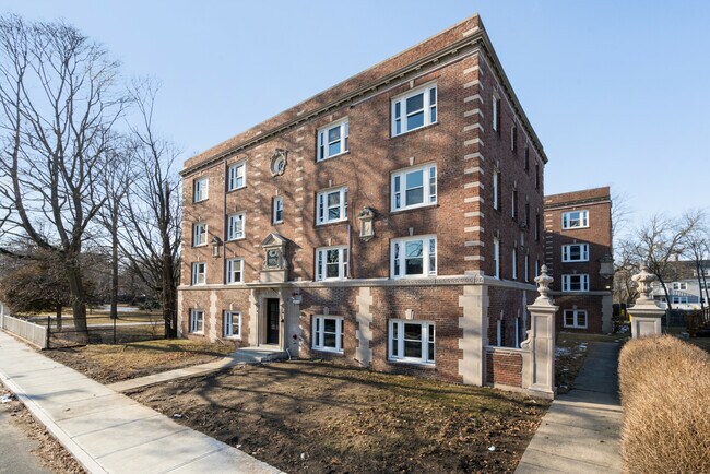 Building Photo - 41 Butler Rd