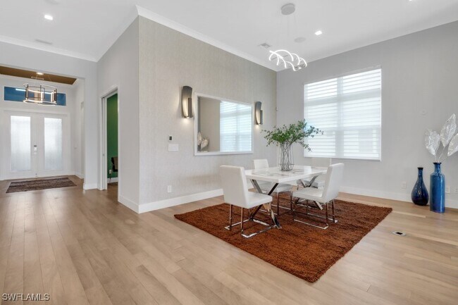 Building Photo - 3721 Sapphire Cv Cir