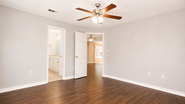 Building Photo - 1248 Jefferyscot Dr