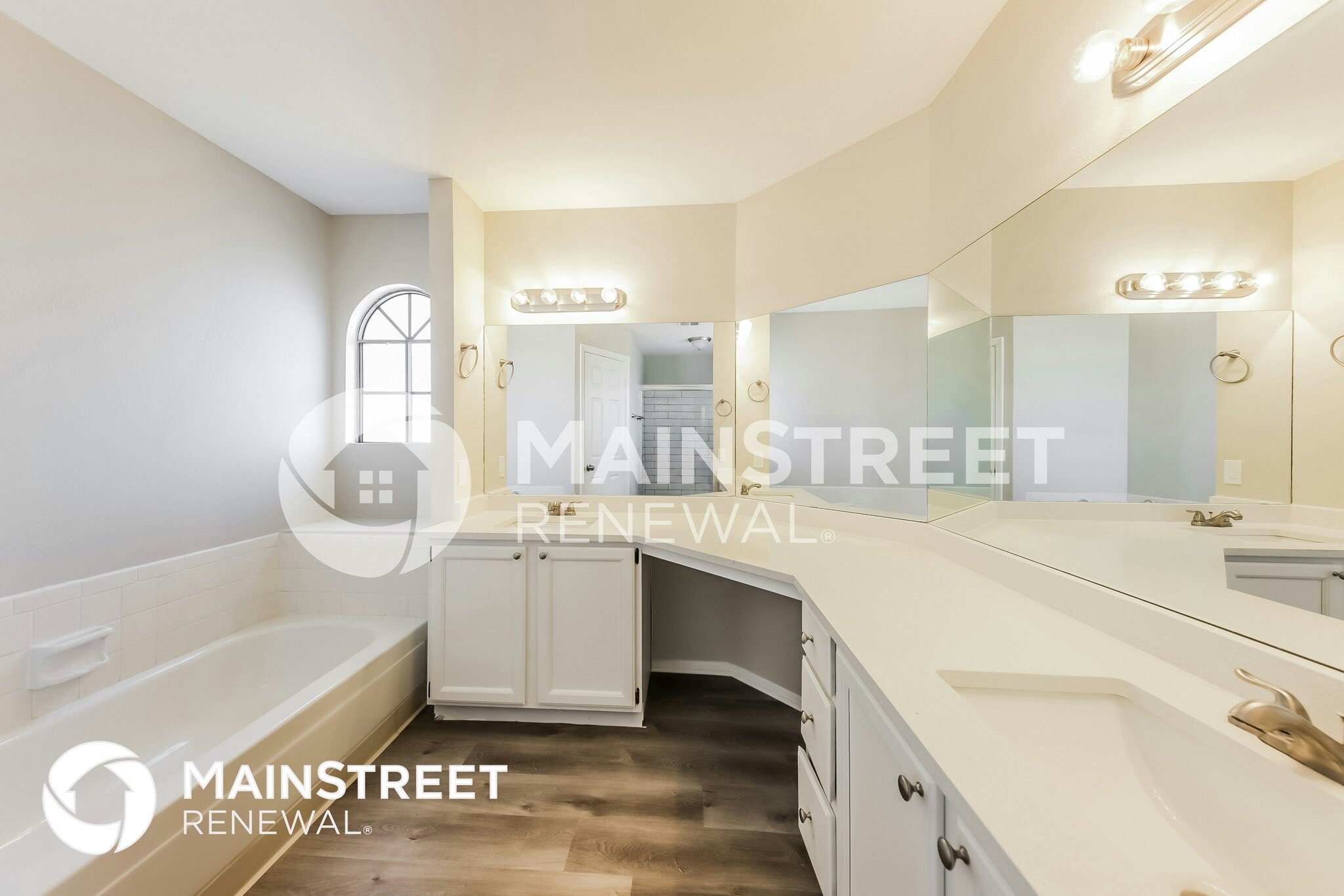 Building Photo - 7297 W Shaw Butte Dr