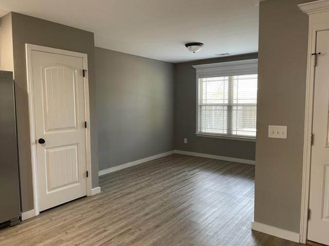 Building Photo - 303 Laurel Woods Dr