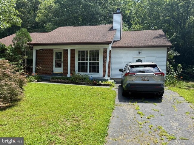 Primary Photo - 4905 Salima St