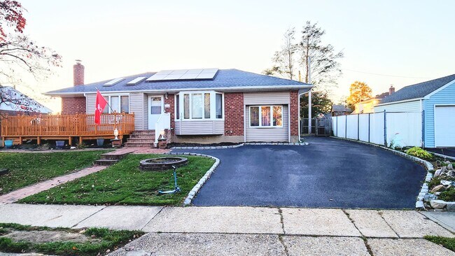 Primary Photo - 106 Villa Ave