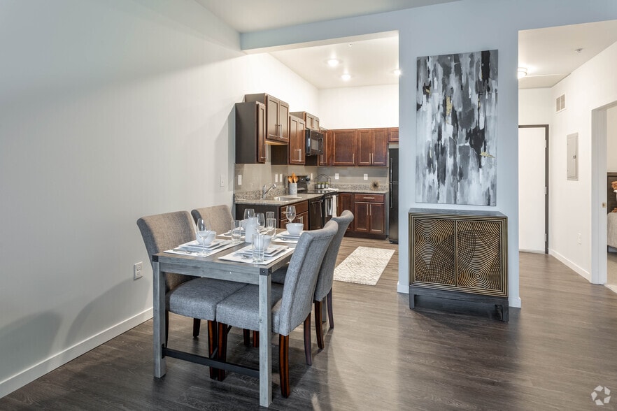 2 BR, 1 BA - The Senator - 863 SF - Metro Place Apartments