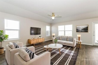 Building Photo - 10913 Gonzales Ranger Pass