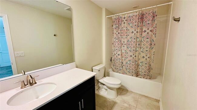 Building Photo - 2525 Camden Park Cir