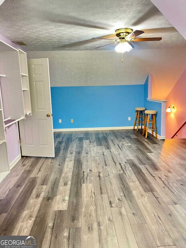 Building Photo - 2361 Ciji Cir