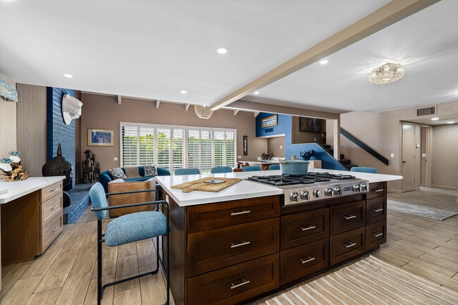 Building Photo - 37710-37710 Los Cocos Dr E