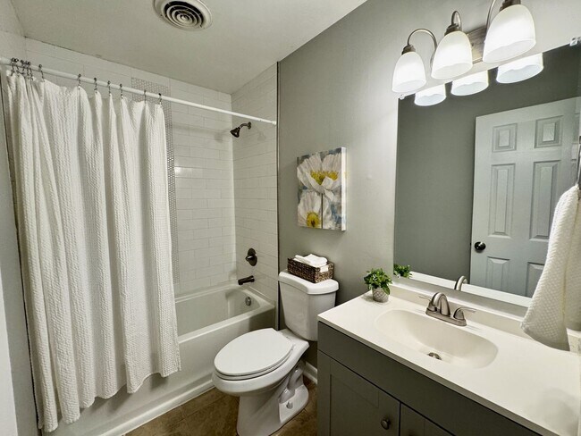 Building Photo - Completely Updated & Ready NOW!! 1-Car Attached Garage! Pet Friendly!