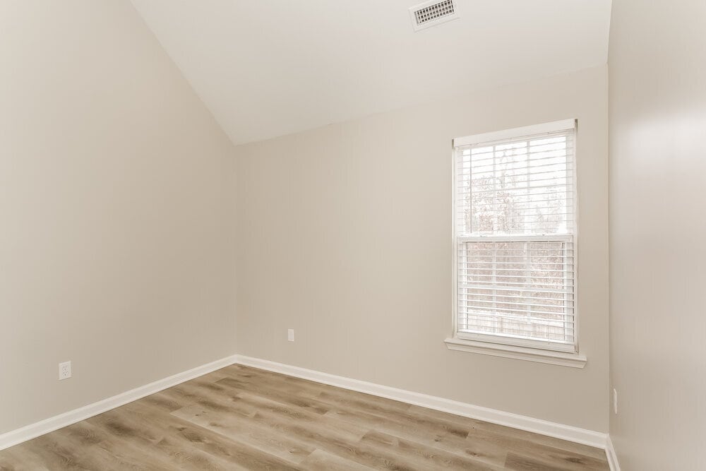 Building Photo - 127 Fairmont Cir