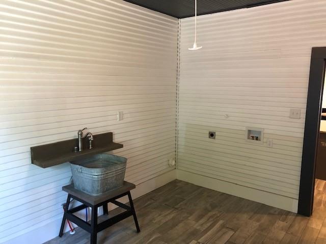 Building Photo - 1401 Harroun Ave