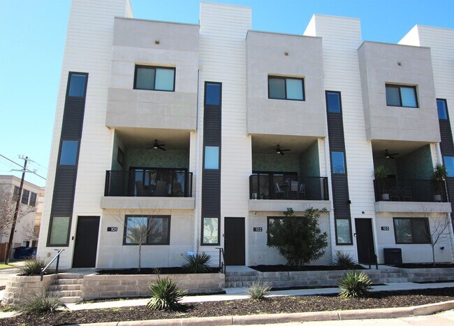 Building Photo - 203 Paschal St