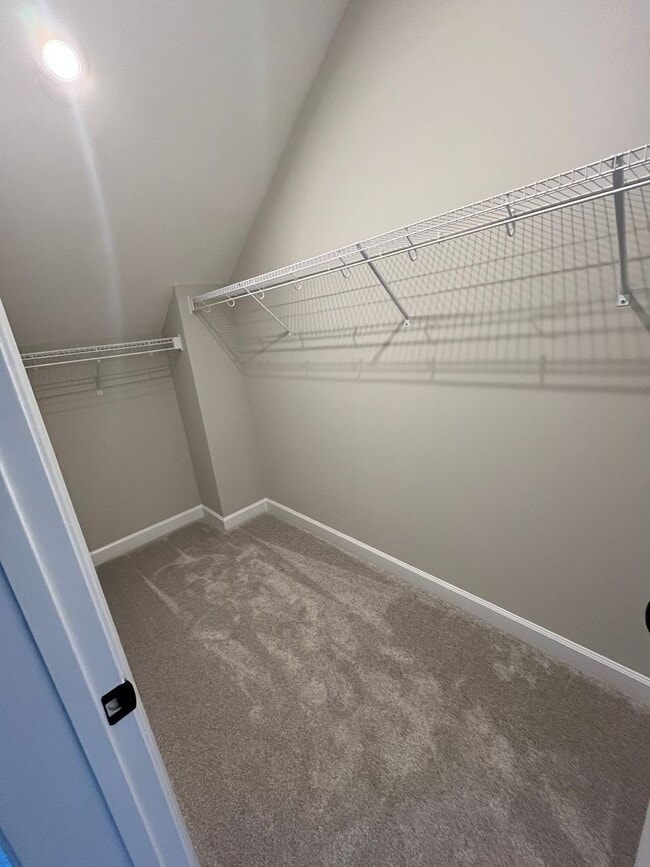 Building Photo - ***First Month Free*** Townhouse in Preston Lake