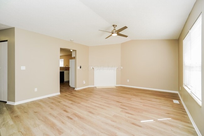 Building Photo - 1600 Tall Meadows Dr