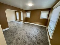 Building Photo - 306/308w2nd