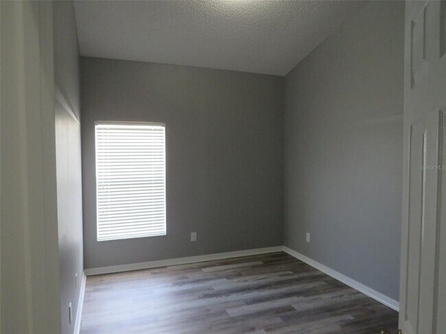 Building Photo - 16625 Palm Spring Dr