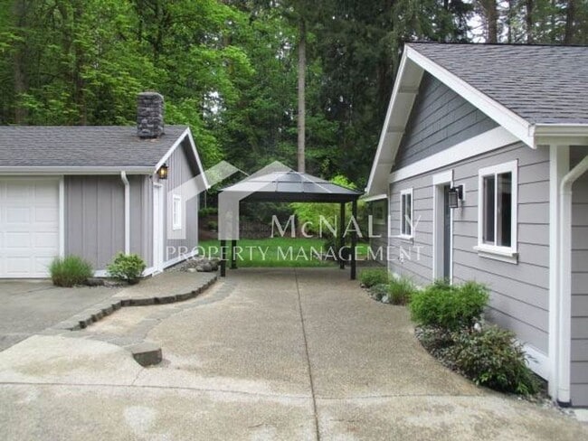 Building Photo - 3 bedroom Craftsman Home near Narrows & Uptown