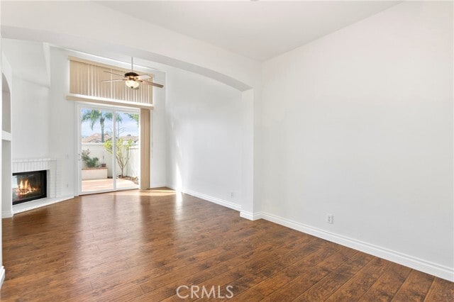 Building Photo - 75 Vía Lampara