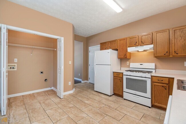 Building Photo - 4313 Catalpa Ct