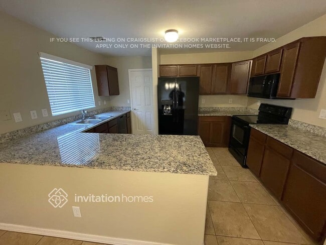 Building Photo - 42939 W Jeremy St