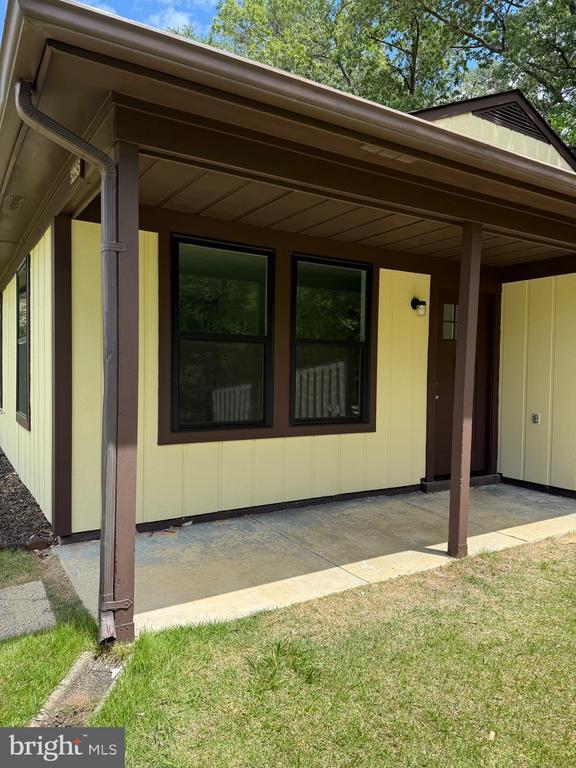 Building Photo - 3295 Jesmond Ct