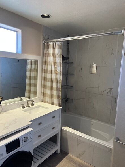 Building Photo - 21611 Wahoo Trl