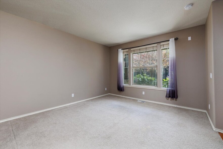 Living Area - 15186 SW Canyon Wren Way
