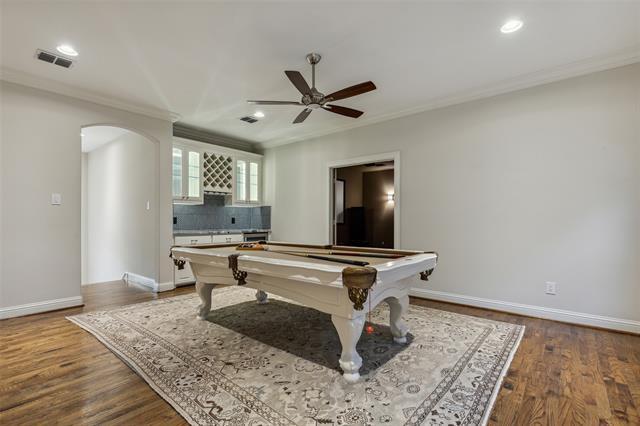 Building Photo - 6405 Royal Ln