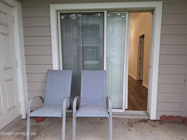 Building Photo - 7032 Deer Lodge Cir