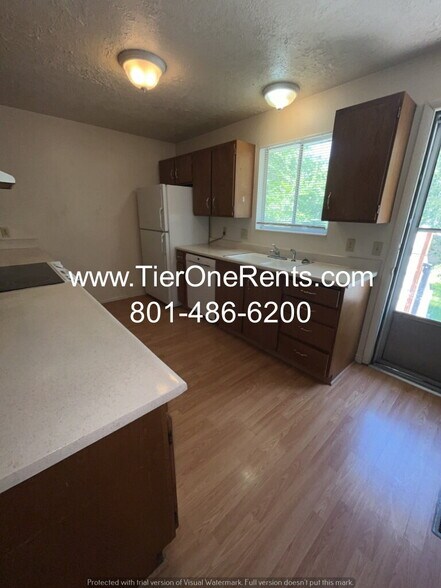 Building Photo - NO DEPOSIT option available for qualified renters!
