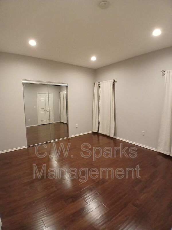 Building Photo - 2601 Preston Rd