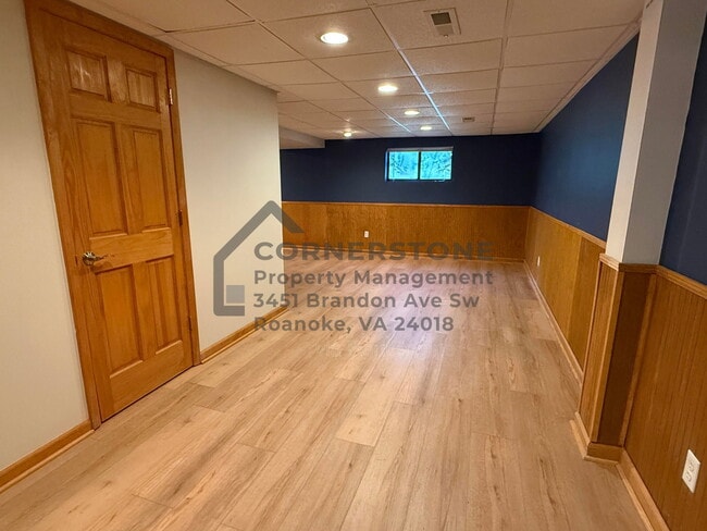 Building Photo - 6111 Barn Owl Cir