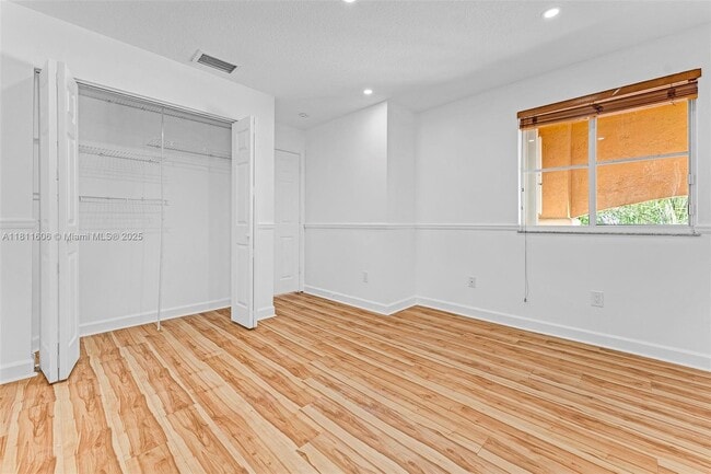 Building Photo - 4741 NW 94th Ct