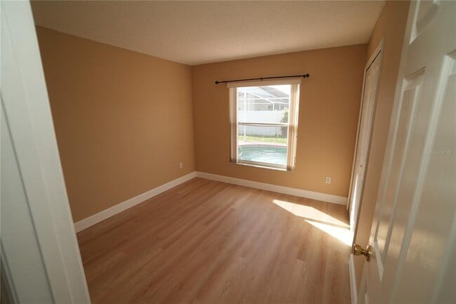 Building Photo - 205 Indian Point Cir