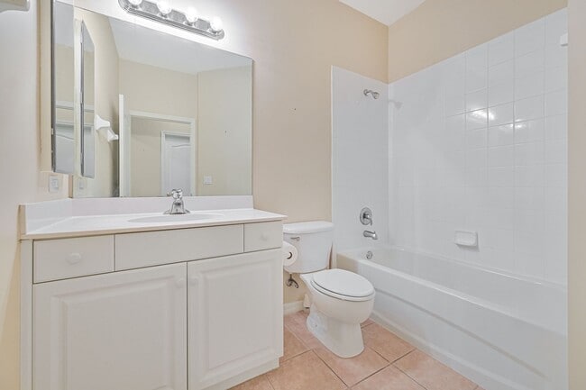 Building Photo - ** NOW AVAILABLE ** Villa in Bella Terra  ...