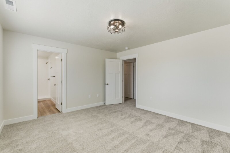 Building Photo - 3143 W 1625