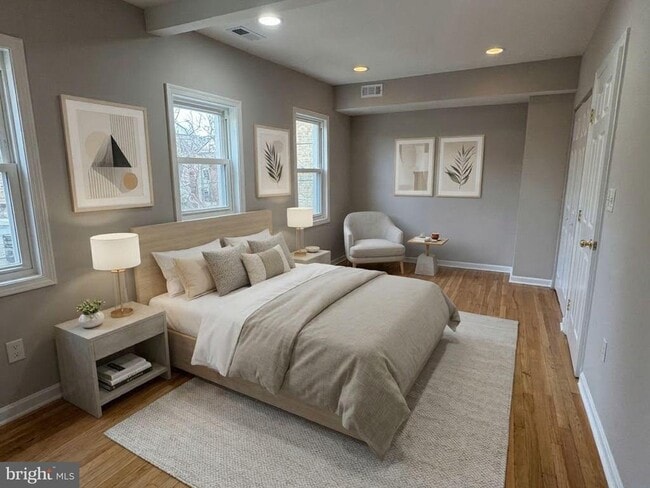 Building Photo - 5126 Call Pl SE