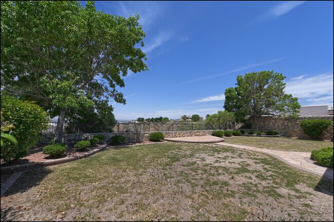 Building Photo - 1435 Cloud Ridge Dr