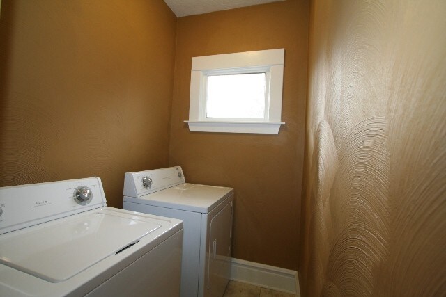 Building Photo - 306 Ball Park Blvd NW