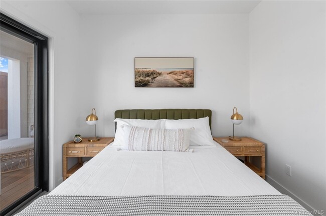 Building Photo - 319 Wilmot Rd