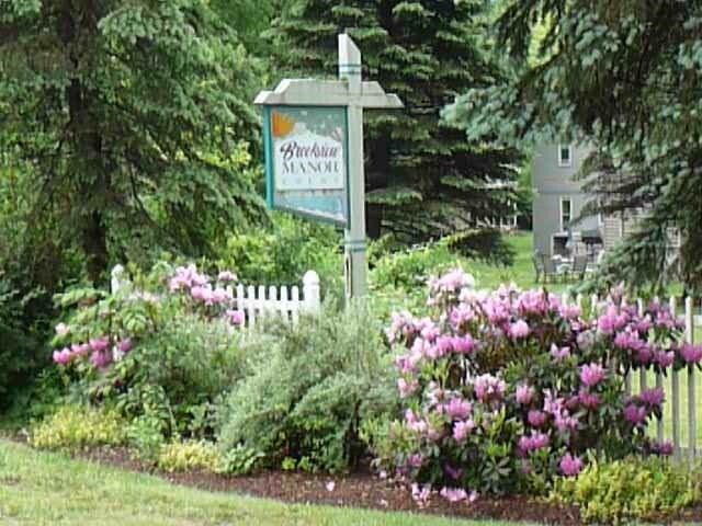 Primary Photo - Brookview Manor Court