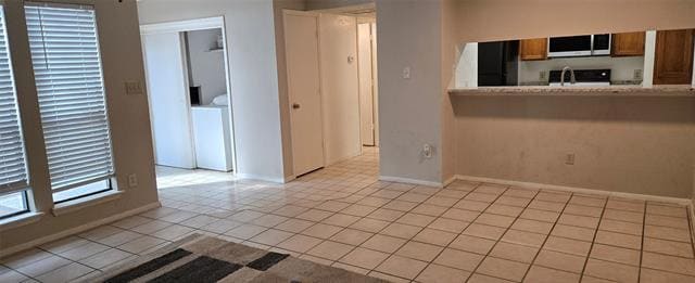 Building Photo - 9601 Walnut St